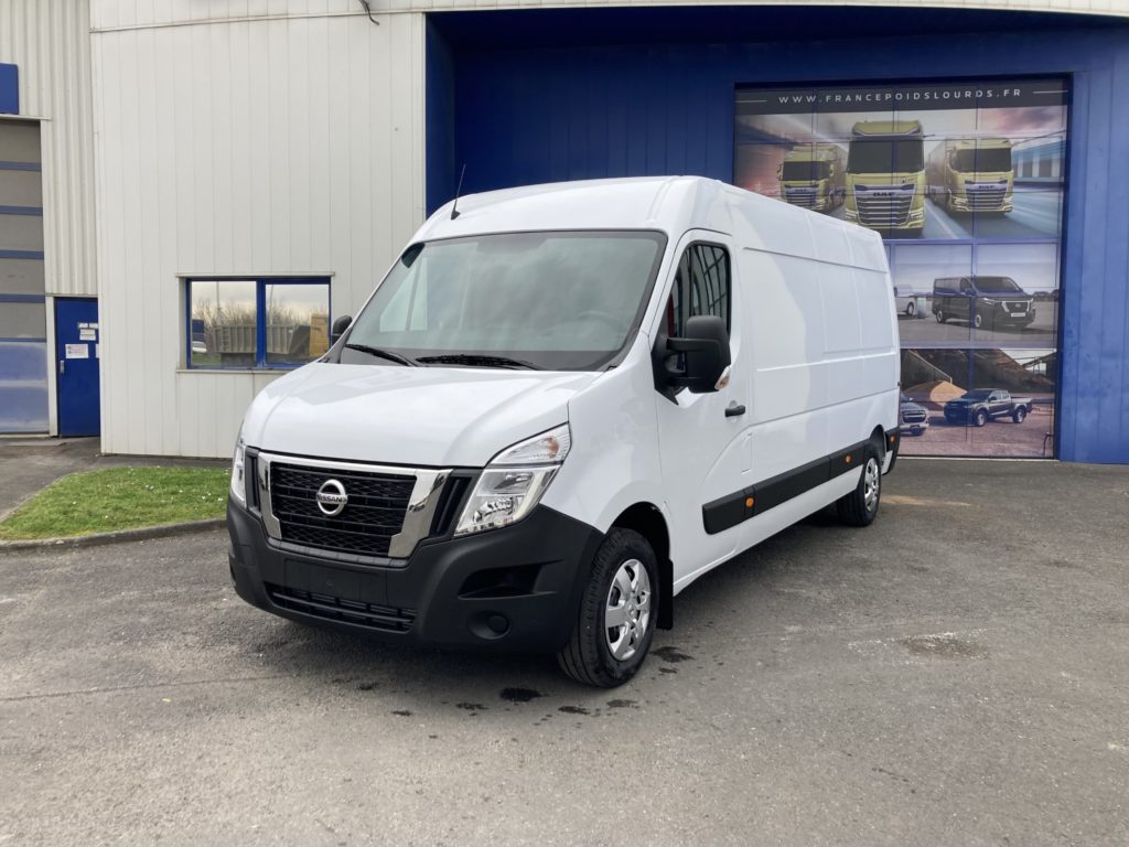 NISSAN INTERSTAR